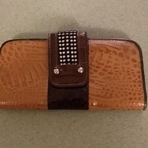 NWOT brown and tan organizer wallet clutch